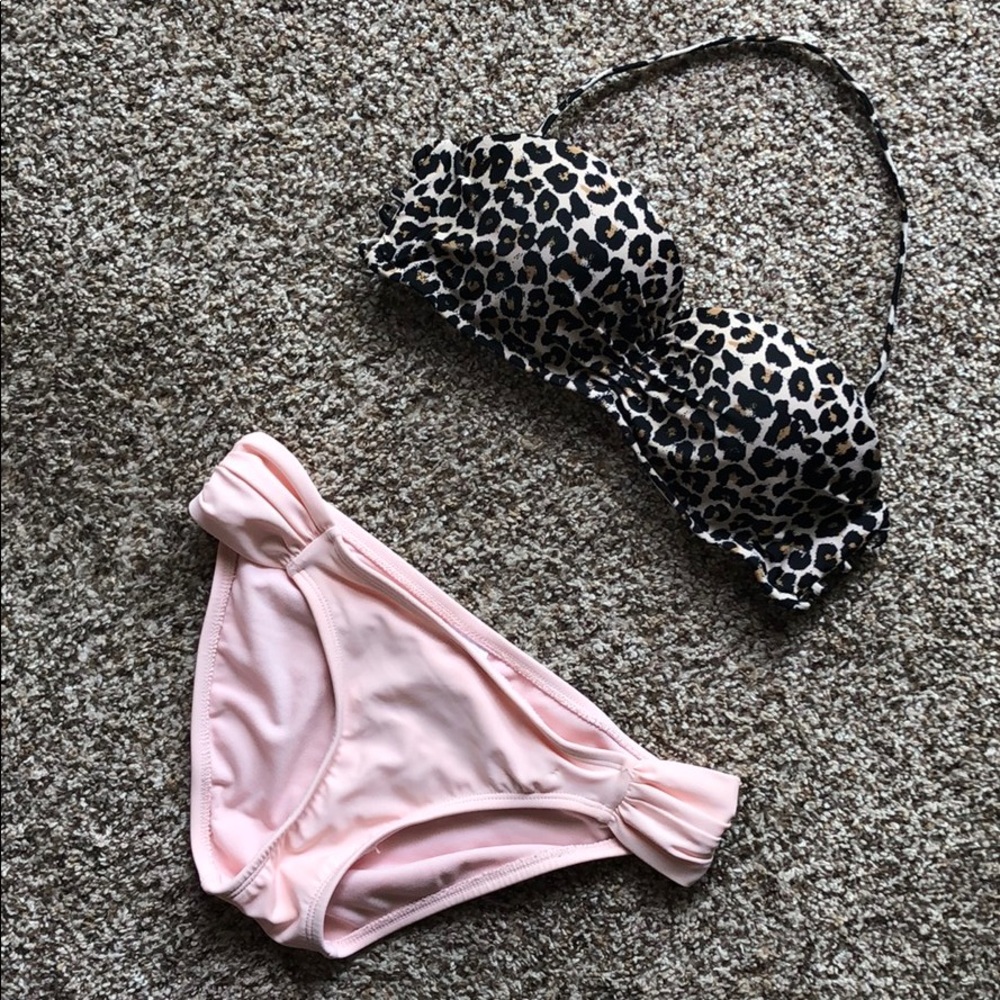 Swim suit